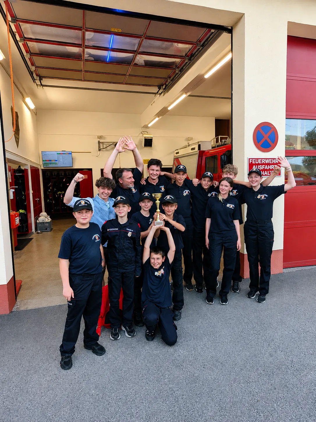 Die Feuerwehrjugend Steindorf — Kinder und Jugendliche in Uniform