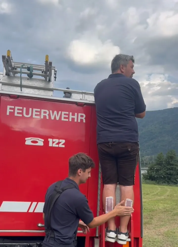 🥳 Einladung 🥳
•
•
•
Unser Daniel lädt euch heute freudig zu unserem Feuerwehrfest ein, daher - kommt am 8…